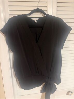Nine West Black Wrap Tie Short Sleeve Blouse